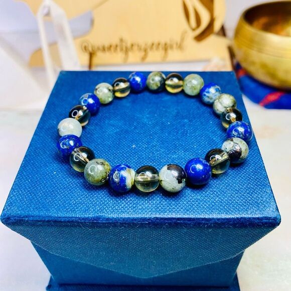 Handmade Labradorite Lapis Lazuli & Smoky Quartz Gemstone Bracelet - Picture 1 of 10